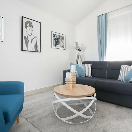 Movie Апартаменты