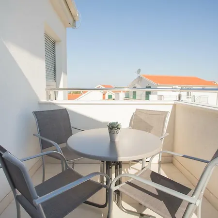 Movie Примоштен